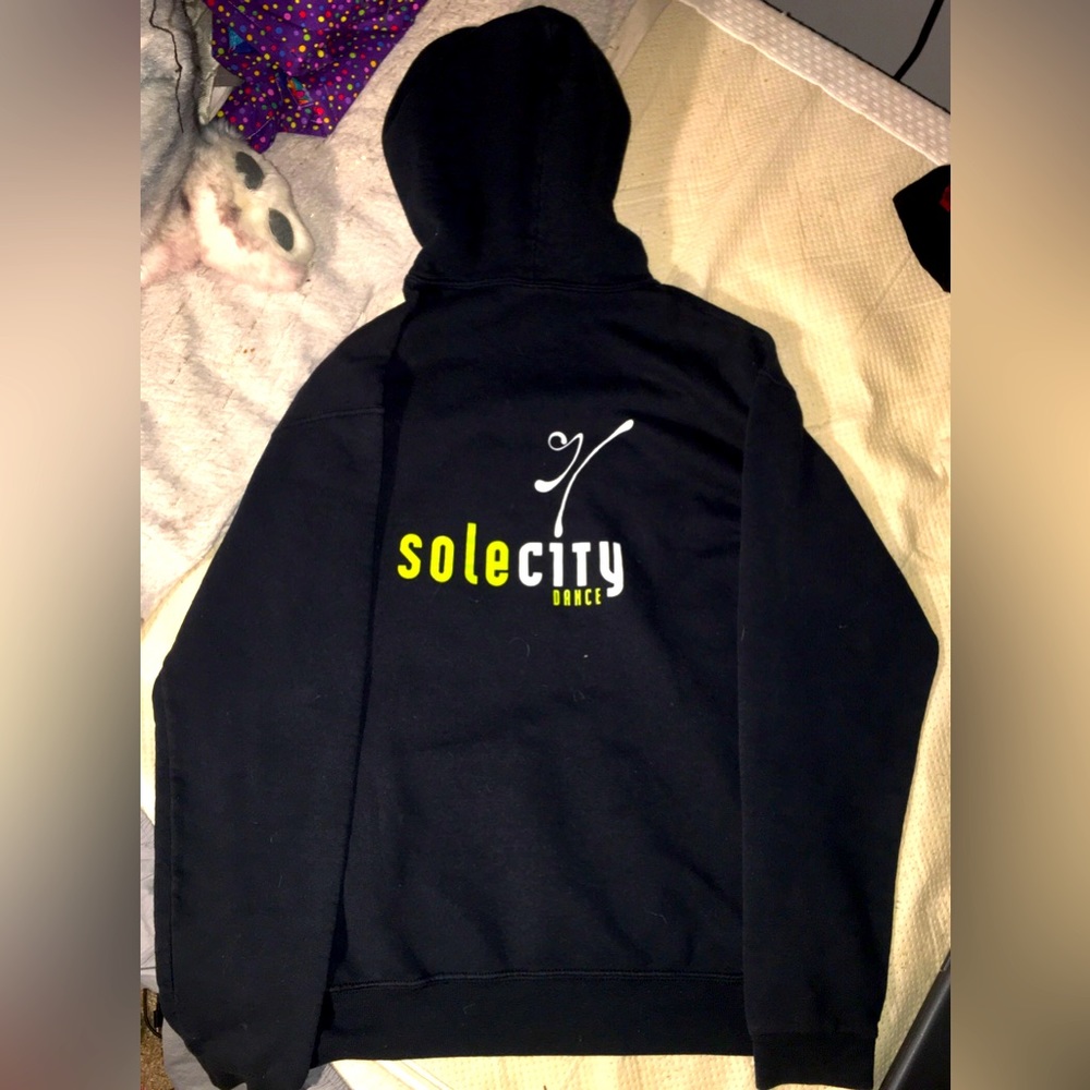 Sweater/hoodie (Sole city dance) Unisex clothing. Anyone can wear it.